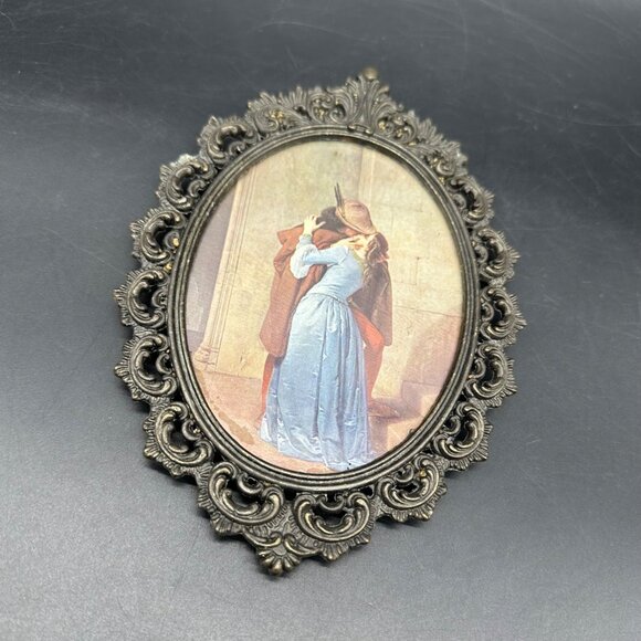Vintage Wall Hanging Mid Century Italian Romantic Couple Print Ornate Frame - Picture 1 of 7